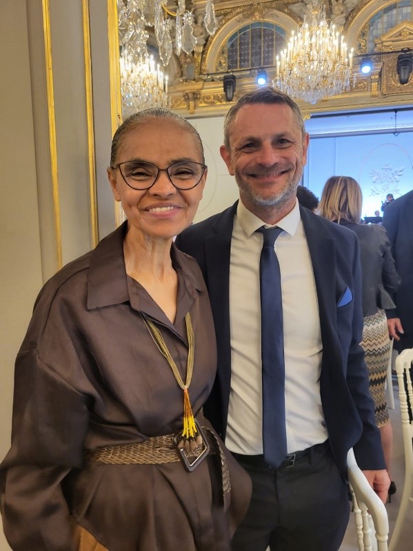 Arnaud Bertrand participou do jantar de Estado oferecido no Palácio do Eliseu pelo presidente Emmanuel Macron em homenagem ao presidente brasileiro Luiz Inácio Lula da Silva